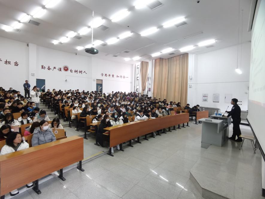 b8c0b883d8d427e81b8f647974922859 b8c0b883d8d427e81b8f647974922859